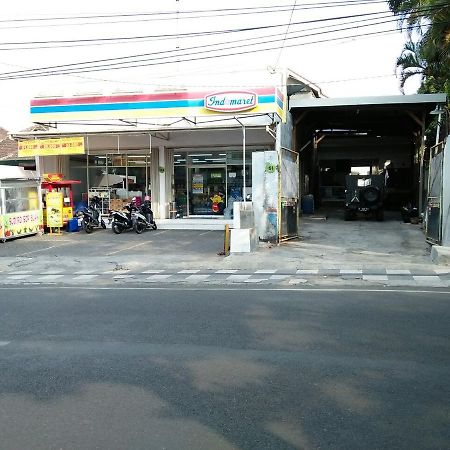 Hostel Omah Etan Batu Batu  Exterior foto